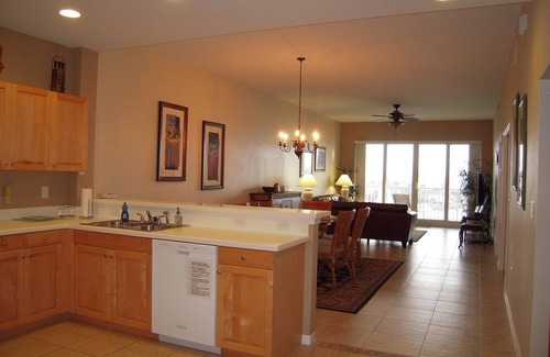 Clearwater Beach Condo | Clearwater Beach Luxury Retreat – Steps to the Sand!