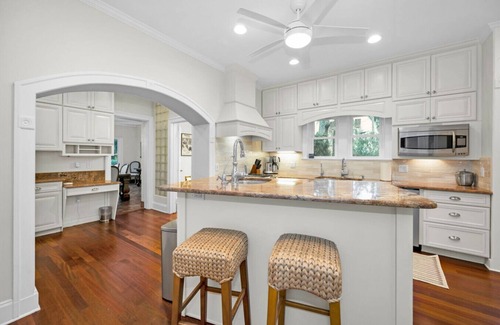 Bay Esplanade House | Clearwater Beach Home-Private Beach Access