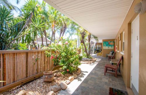 Bay Esplanade House | Clearwater Beach Oasis Retreat - Entire Resort