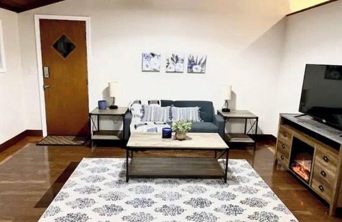 Eden House | Clementine ๐