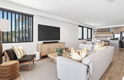 Coolum Beach Apartment | Cleo - Coolum Beach