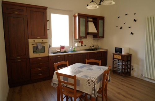 Ancona Apartment | Cleo Viola
