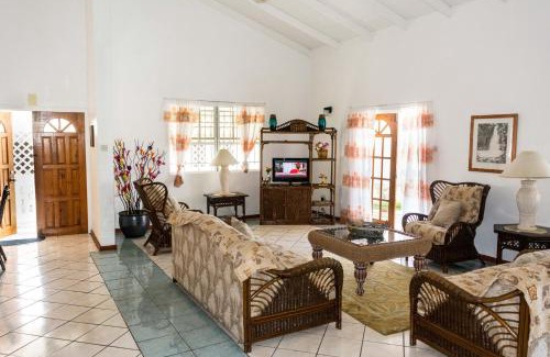 Rodney Bay Apartment | Cleopatra Villas - Sea View