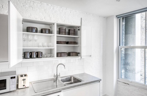 Farringdon Apartment | Clerkenwell Apt 1BR, opst Farringdon Stn 6min Chancery Ln, by Blueground