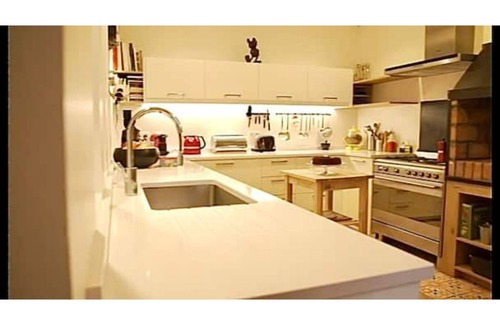 Clichy House | Clichy Maison de Ville 5 Personnes à 5 de Paris
