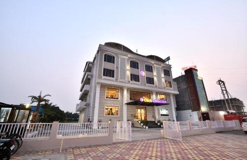Varanasi Hotel | Click Collection Grand Gateway Varanasi