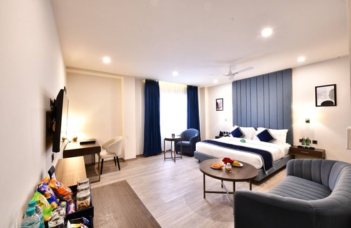 Varanasi Hotel | Click Collection Grand Gateway Varanasi