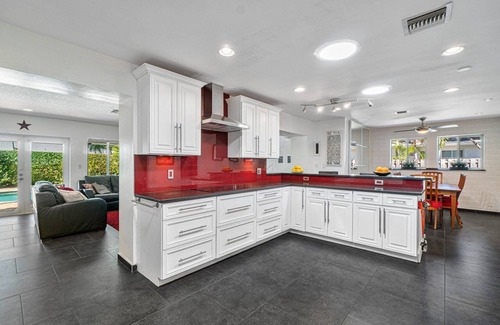 Lighthouse Point House | Click-for-FUN