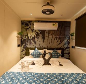 Mundra Hotel | Click Hotel Mundra