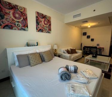 Jumeirah Lake Towers Apartment | Click Stay - JLT - Studio & Balcony Lakes view Entire Apartment -RA