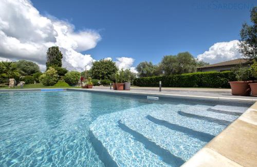 Alghero Villa | ClickSardegna Villa Lavinia con piscina e accesso alla laguna Calich