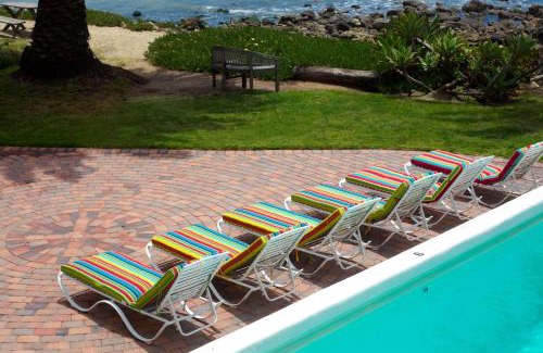 Mussel Shoals Hotel | Cliff House Inn