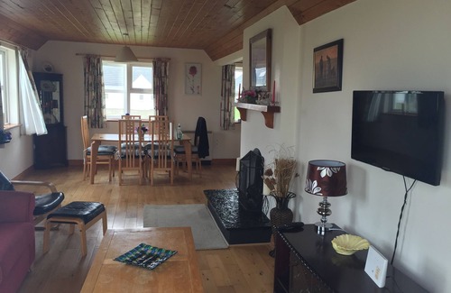 Liscannor Cottage | Cliff View, No 2 Knockrahaderry