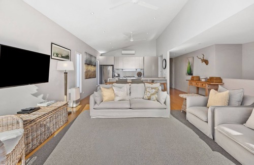 Barwon Heads House | Clifford Retreat - luxe & location!