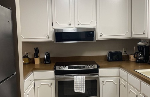 Fairfield Bay Condo | Cliffside Condo, Unit 42, Fairfield Bay-Walk In