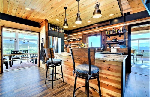Salida House | Cliffside Home at Shaw's River Ranch with some of the best views on the planet.