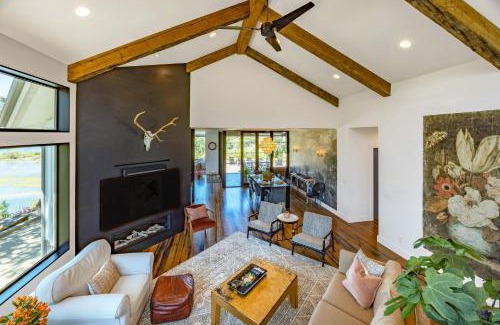 Hood River House | Cliffside Oasis