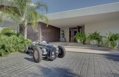 Punta Aguila Villa | Clifftop Icon of Caribbean Luxury