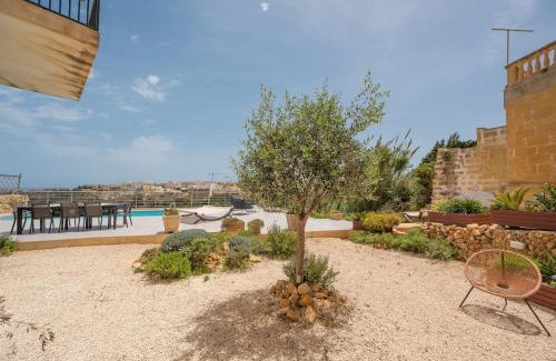 Xaghra Apartment | Clifftop Lodge