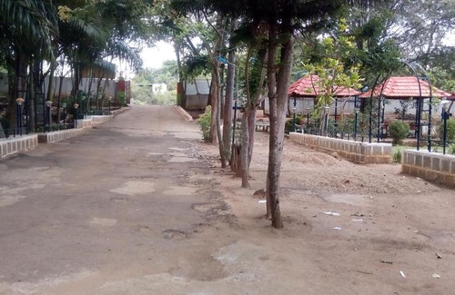 Yelagiri Hotel | Clifftop Resorts Yelagiri