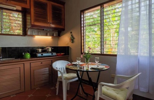 Lazi House | Cliffvue Homestead — North House