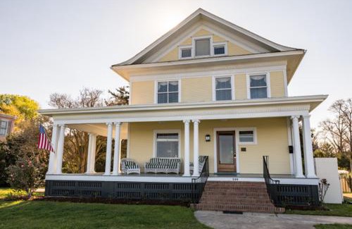 Natchez House | Clifton House - King Suite in Historic Home, Mississippi River Views