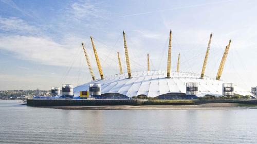 Canning Town Bed & Breakfast | Clifton House O2 & Excel Rooms with private bathroom and Breakfast option