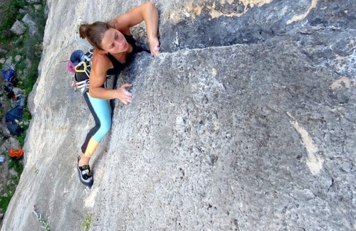 Ulassai House | Climbers Studio Flat with climbing wall