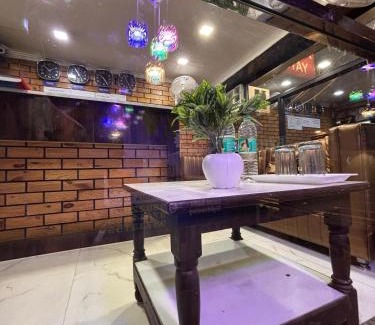 Mahipalpur House | Clink Villa