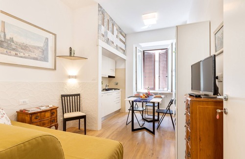 Sallustiano Apartment | Clio Rome Suite Historic Center, 2BR/2BA, Spanish Steps, Via Veneto