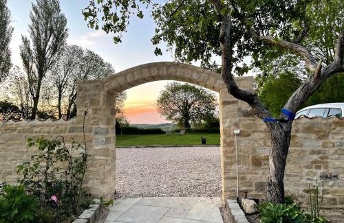 Marnhull Bed & Breakfast | Clock House B&B