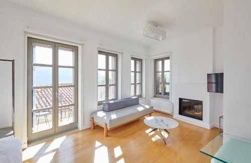 Arachova Apartment | Clock Tower Aparthotel