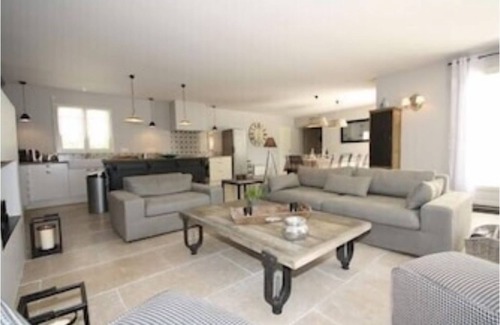 Cabrieres-d'Avignon House | Clos Cedrus