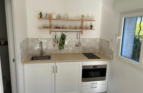 La Seyne-sur-Mer Apartment | Clos Manila
