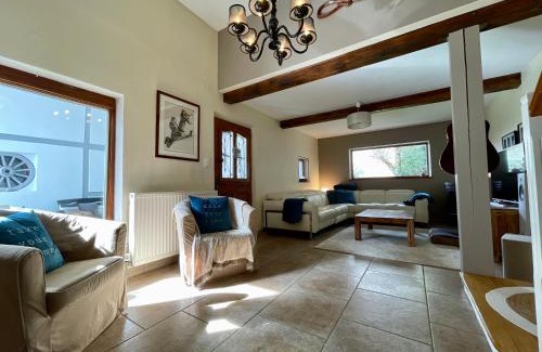 Kirrwiller House | Clos Suzette - Gîte de groupe - Maison de vacances - Kirrwiller