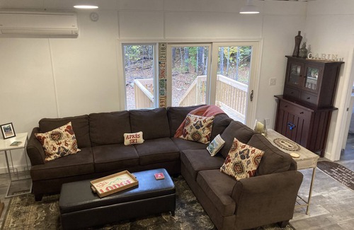 Bartlett Ski Chalet | Close to Attitash, Hiking, Rivers, Storyland, Santa's Village and More!.