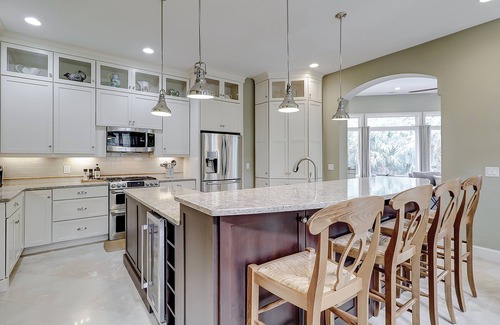 Palmetto Dunes House | Close to beach, pickleball, tennis & golf with private pool, & hot tub