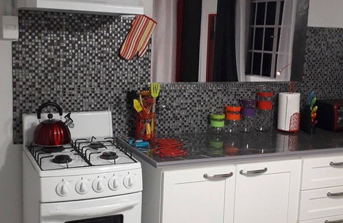 St. Anns Apartment | Close to Carnival & POS activities! Secure 1 bdr apt, mins from Port of Spain