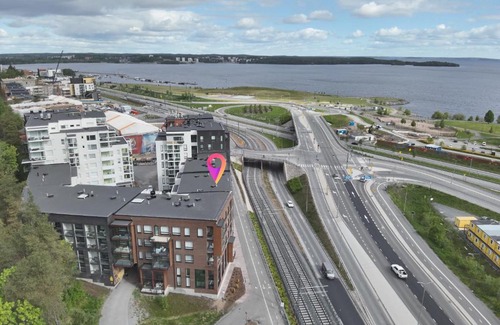 Tampere Apartment | Close to center and Näsijärvi Lake - free parking, AC, and two double beds