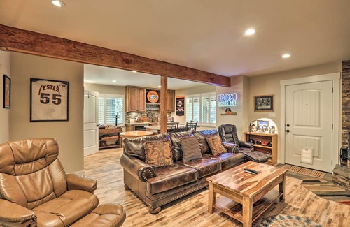 Truckee Cottage | Close to Donner Lake & Skiing: Truckee Getaway
