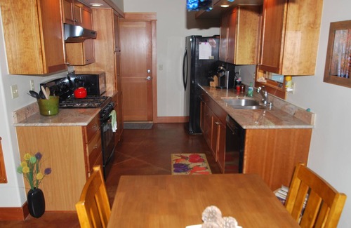 Salida House | Close to downtown Salida, trails, bike path with great outdoor space!*
