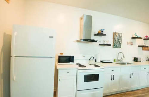 Seventh Ward House | CLOSE TO FQ + FAIRGROUNDS, SLEEPS 4 WITH W/D
