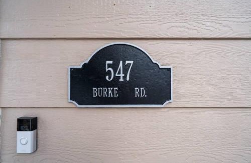 Wallace House | Close to Hiawatha Tr and Biking with HOT TUB