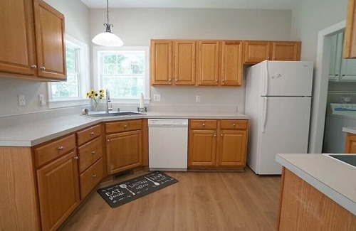 Wake Forest House | Close to Historic downtown Wake Forest and 20 min to Raleigh