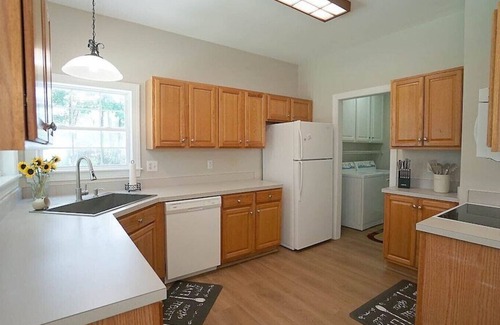 Wake Forest House | Close to Historic downtown Wake Forest and 20 min to Raleigh
