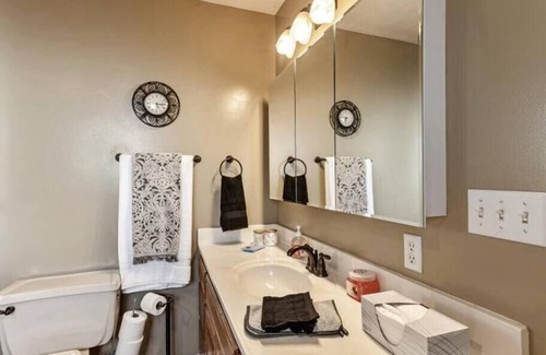 North Ogden House | Close to Mountain View Park, Spacious Yard!