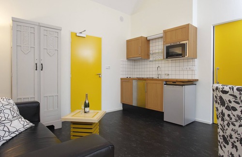 Bergen Apartment | Close to nature & center: 2-room apartment with french balcony