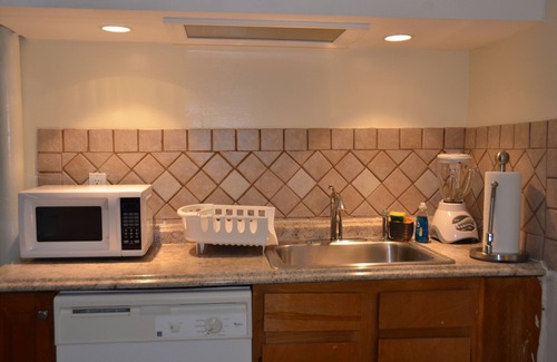 The Heights Apartment | CLOSE TO NEW YORK CITY, 17 MIN. TO TIMES SQUARE. Free parking.