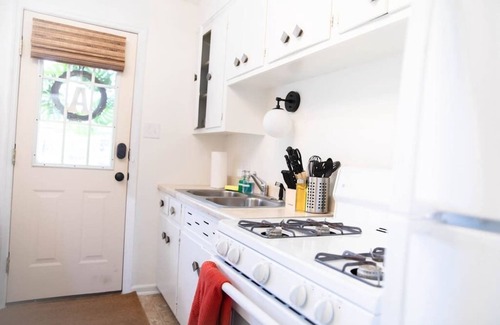 Grandview Heights Apartment | Close to OSU | Safe Neighborhood | Walkable