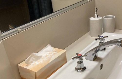 Cairns North Apartment | Close to public and private hospital and attractions. . Free cancellation